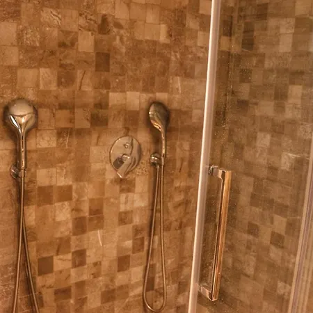 Luminous Sky Appartments 公寓 阿斯特里斯